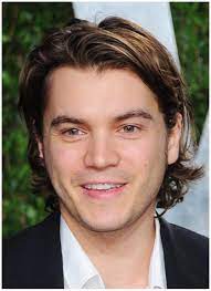 Top 17 Modern Business Hairstyles For Men In 2021 Business Hairstyles Thin Hair Men Mens Hairstyles