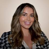 Sydney Andrade's Instagram, Twitter & Facebook