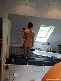 Nackt im Spiegel - Zeige deine Sex Bilder