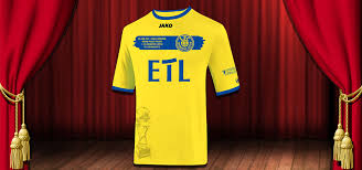 Wer großen rechercheaufwand in die analyse vermeiden will, möge sich an eine empfehlung in dem lok leipzig trikot vergleich entlang. Sondertrikot Zum Finale Dorheeme 1 Fc Lokomotive Leipzig