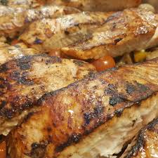 Dosi 4 persona tempo richiesto 20 min ingredienti 4 trote di circa 200gr cad., salvia, prezzemolo, rosmarino, olio extravergine d'oliva. Filetto Di Pesce Persico Ai Ferri Blogboccabuona