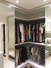 Vestidores Y Placares Ideas Disenos E Imagenes Homify Diseno De Armario Diseno De Vestidor Muebles Bajo Escaleras