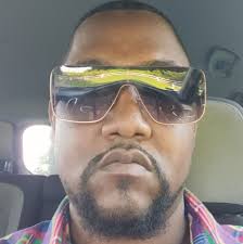 Who is a good designer or builder for car audio systems?