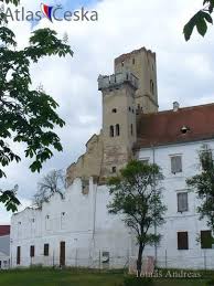 Čtyřiadvacet milionů korun, na tolik přišla další etapa oprav. Zamek Breclav Atlasceska Cz