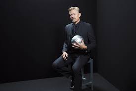 Two big european finals this week with the first being man utd against villarreal in the europa league! First Time I Ve Seen Him Live Schmeichel Hails Very Impressive 20m Liverpool Man V Leipzig