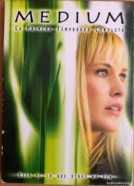 medium (glenn gordon caron (creador), 2005)