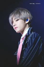 Tumblr is a place to express yourself, discover yourself, and bond over the stuff you love. Bts Taehyung Wallpapers Top Free Bts Taehyung Backgrounds Wallpaperaccess