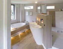 10 Moderne Und Aussergewohnliche Bader Homify Modernes Badezimmerdesign Moderne Badezimmerideen Bad Gunstig Renovieren