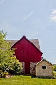Pin By Judie Mudgett On My Red Barn Obsession House Styles Barn Barn Venue