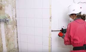 Comment Retirer Un Carrelage Au Mur Et Renover Le Support Carrelage Carrelage Mural Comment Retirer