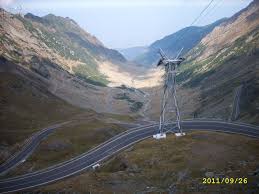 Domle, daca se circula greu pe undeva e clar, acolo trebe autostrazi. Haideti Pe Transfagarasan Pagina 17