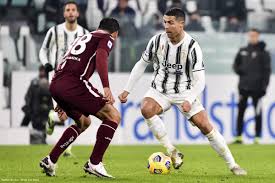Si aujourd'hui les deux clubs évoluent dans deux galaxies totalement différentes, l'histoire commune entre deux des institutions du football européen est chargée d'anecdotes. Match Inter Milan Juventus Turin Sur Quelle Chaine Et A Quelle Heure Voir Le Streaming