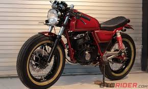 Modifikasi motor cb 100 cafe racer. Modifikasi Suzuki Thunder 125 2006 Cafe Racer Buat Santai