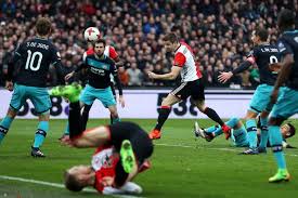 W d d l w. Feyenoord Vs Psv Decided By Goal Line Technology And Half An Inch As Hosts Go Five Points Clear Mirror Online