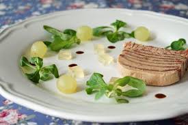 Gelee De Sauternes Pour Accompagner Le Foie Gras Ou La Langue Lucullus Recette Par Chef Simon Recette Alimentation Cuisine Et Boissons