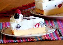 Sie besitzt in der regel mehrere horizontalen schichten, die sich aus tortenböden und cremes zusammensetzen lassen. Erfrischend Leichte Kasetorte Zweierlei Kuchenrezepte Mit Eierlikor Verpoorten
