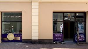 During world war ii the street was called grundmannstraße, 1867−1922 grundmannstraße, 1856−1867 industriestraße. Tavex Katowice