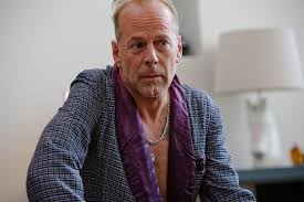 Bruce willis, american actor best known for his performances in blockbuster films, notably the die hard series, pulp fiction, and sin city. Bild Zu Bruce Willis Catch 44 Der Ganz Grosse Coup Bild Bruce Willis Filmstarts De