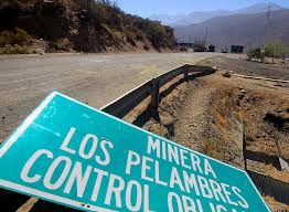 2 de julio de 1999. Argentina Y Chile Firman Acuerdo Para Que Minera Del Grupo Luksic Retire 50 Millones De Toneladas De Escombros Depositados Al Otro Lado De La Frontera