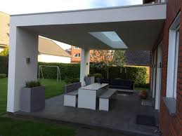 Terrassendach Modern Mit Lichtausschnitt Terrassen Dach Terrassendach Terrassenuberdachung