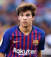 The youngster could comfortably slot into a role alongside parejo and replace the likes of coquelin or trigueros. Riqui Puig Alle Einsatze 2020 2021 Fur Fc Barcelona Fussballdaten