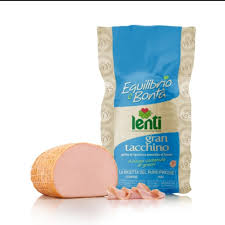 La fesa di tacchino si produce con la lavorazione dei muscoli del petto del tacchino disossati e ripuliti. Fesa Di Tacchino Intera Arrosto Gran Tacchino Lenti Emerge