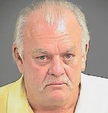 Police: Abortion doctor pulls gun