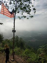 Gunung kledang (or bukit kledang) is a hill in perak, rising above the suburb of menglembu on the western edge of ipoh. Wikiloc Bukit Kledang 49 Ipoh View Stairs Track Trail