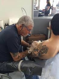 I was in town on last minutes notice and usually you gotta make an appointment far ahead of time. Top 20 Best Tattoo Artists From All Over The World 2021