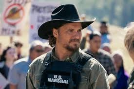 Luke Grimes diz que hesitou antes de aceitar ser o protagonista de série derivada de 'Yellowstone'