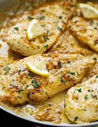 Une Recette Simple De Casserole De Poulet Cremeux Ail Et Citron Recipe Chicken Recipes Garlic Cream Sauce Recipe Recipes