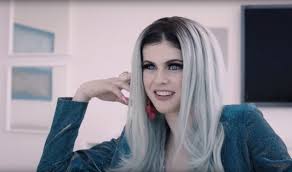 Alexandra Daddario Responds To Bad Actress Criticism