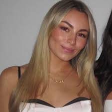 Hailey Warren (@hailey_warren4)