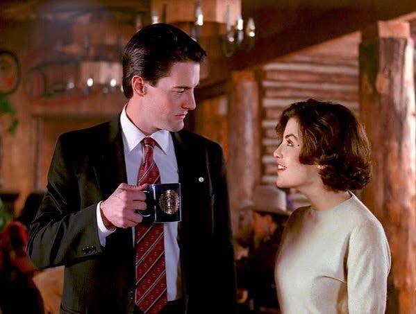 Happy 30th Anniversary, 'Twin Peaks.' Go Down the Rabbit Hole. - The New York Times