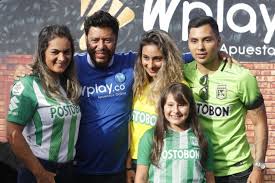 Angello faccini asistente de dirección: En Fotos Rene Higuita Cumplio Su Promesa Y Se Corto El Cabello Copa America 2019