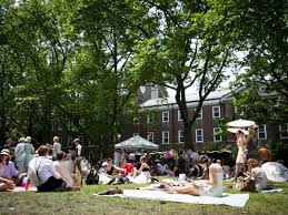 Drink, dance, and party in gatsbyesque splendor as the 12th annual jazz age lawn party (jalp), returns to the beautiful governors island from 11:00am until 5:00pm on saturday august 26 and on sunday august 27, 2017. New Food Lineup For The Jazz Age Lawn Party Crawfish Boil In Ditmas Park Eater Ny