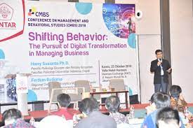 Cmbs 2018 Bahas Perubahan Perilaku Konsumen Di Era Digital Okezone News