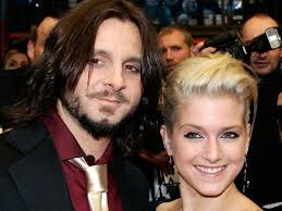 Jeanette biedermann was born on february 22, 1980 in berlin, german democratic republic. Jeanette Biedermann Und Jorg Weisselberg Werden Heiraten Stars Vienna At