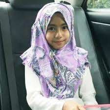 She was born in malaysia and has mesmerized everyone in the asian movie industry with her acting ability and her cute personality. Biodata Mia Sara Pelakon Kanak Kanak Paling Comel Di Malaysia Azhan Co
