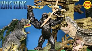 Sure it looks more like a movie monster by todays standards for portraying dinosaurs, but still en epic creature. New King Kong Vs Godzilla V Rex Foetodon On Skull Island Playset Playmates Toys Unboxing Youtube