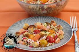 Salade Complete Quinoa Crudites Saumon Croutons Chevre Tipiak Http Www Aprendresansfaim Com 2017 07 Salade Complete Quinoa Cr Alimentation Salade Croutons