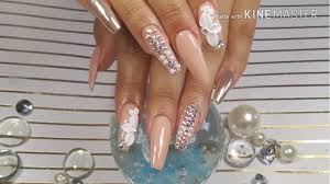 Las uñas acrilicas de colores son las favoritas de las chicas mas osadas. Diseno De Unas Acrilicas En Color Neutral Youtube