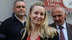 Il y a quelques mois, elle a assigné en justice une militante du front national qui avait, sur facebook. Le Dejeuner Entre Un Conseiller D Emmanuel Macron Et Marion Marechal Le Pen Reste En Travers De La Gorge D Elus D Opposition Et De La Majorite