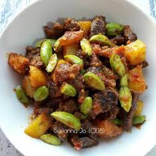 / ˌ n ɑː s i ɡ ɒ ˈ r ɛ ŋ /) refers to fried rice in both the indonesian and malay languages. Balado Kentang Hati Ampela Pete Oleh Resep Lagi Trend Facebook