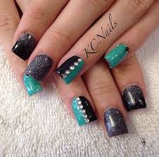 Black And Silver Glitter Acrylic Nails Pin By Kelsey Richardson On Nail Tech Acrylic Nail Designs Teal Nails Black Acrylic Nail Designs