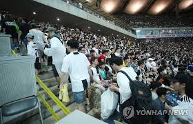 Ships from and sold by above all games (serial #s recorded). Without Ronaldo Juventus Held To 3 3 Draw By S Korean All Stars Yonhap News Agency