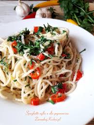 Spaghetti Aglio Olio E Peperoncino Zasmakuj Kuchni