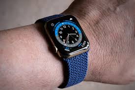 Usually, the size is fitted when one buys the a watch bracelet should be fine, compact, small and pretty, with rose gold and yellow gold color, with a small watch with a few stones, with tight and. Review Apple Watch Series 6 Solo Loop Band The Mac Security Blog