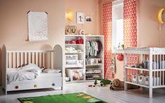 Découvrez notre vaste sélection de meubles pour chambre de bébé, notamment des lits de bébé, des matelas et de la literie, des tables à langer, des commodes, des chaises berçantes et plus. 20 Idees De La Chambre De Bebe Ikea Chambre Bebe Ikea Ikea Chambre Bebe