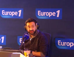 He is best known for hosting the popular french tv show touche pas à mon poste !. Cyril Hanouna Wikipedia